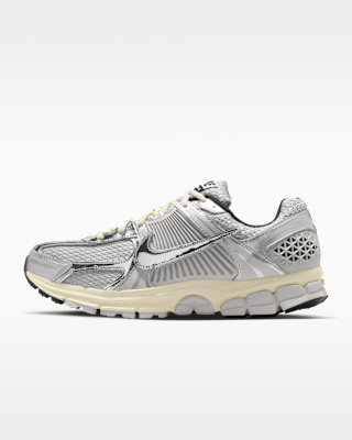 NIKE ZOOM VOMERO5（シルバー）24センチ Nike Zoom Vomero 5 Men's Shoes. Nike ID